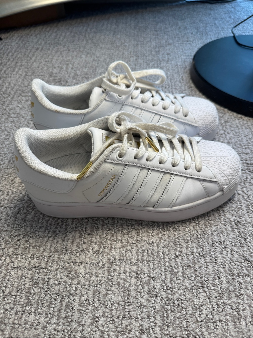adidas Superstar White Women's Sneakers with Gold Accents Shell Toe Size 8 or 9
